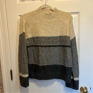 Cream/Gray Striped Turtleneck Sweater - size S